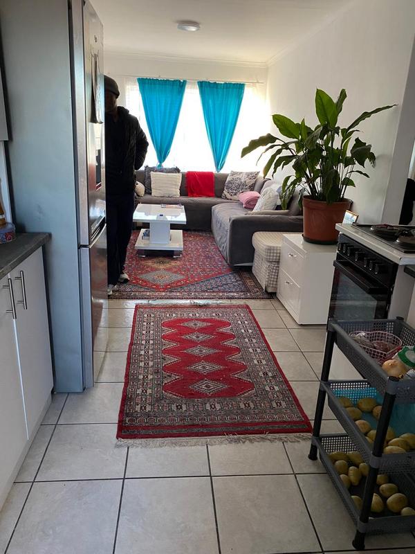 To Let 2 Bedroom Property for Rent in Maitland Western Cape